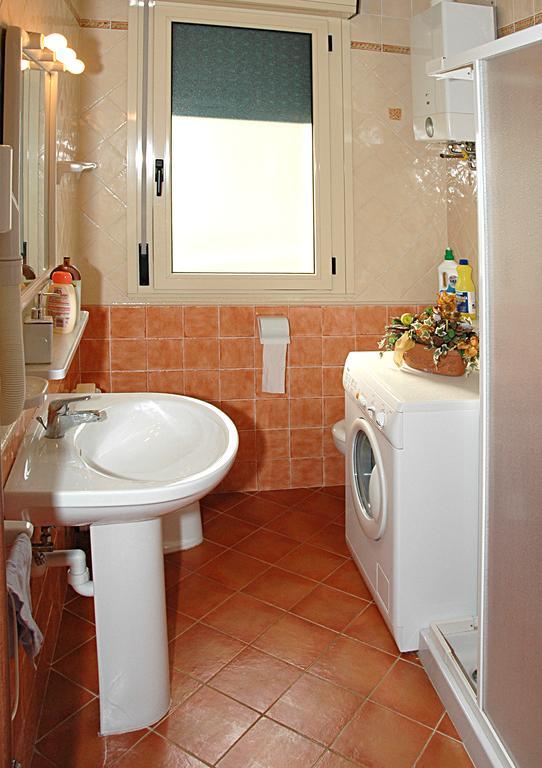 Appartamento Ai Tigli Caorle Ruang foto