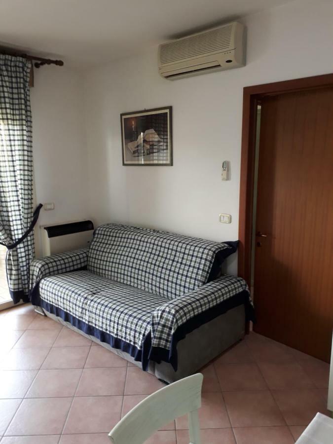 Appartamento Ai Tigli Caorle Bagian luar foto
